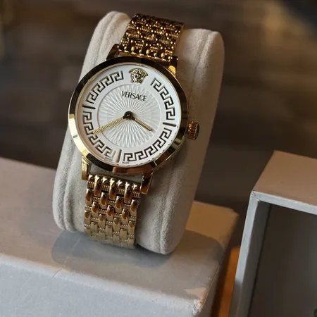 ヴェルサーチ 腕時計