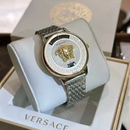 ヴェルサーチ 腕時計