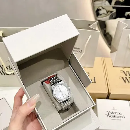 ミュウミュウ 腕時計