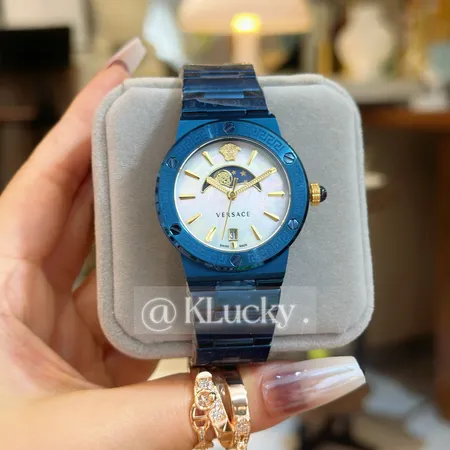 ヴェルサーチ 腕時計