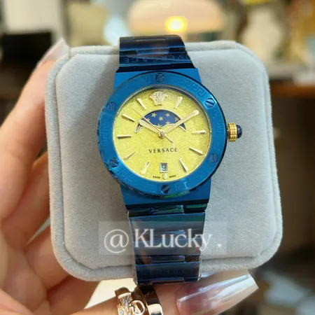 ヴェルサーチ 腕時計