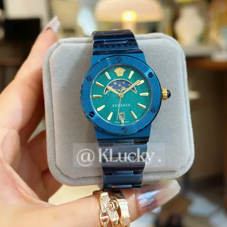 ヴェルサーチ 腕時計