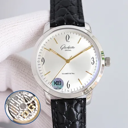 グラスヒュッテ・オリジナル 腕時計