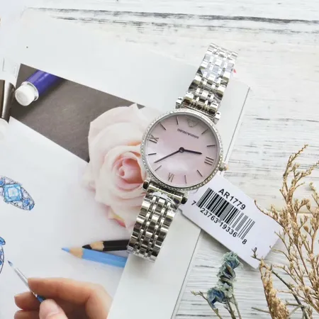 アルマーニ 腕時計