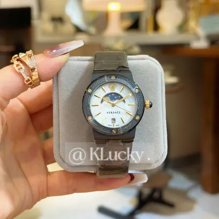 ヴェルサーチ 腕時計