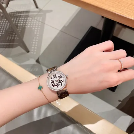 ルイヴィトン 腕時計