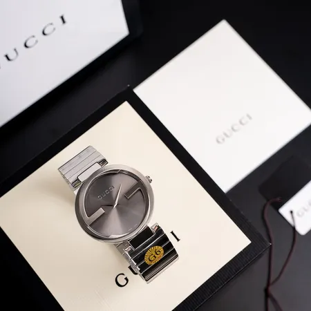 グッチ 腕時計
