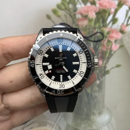 ブライトリング 腕時計