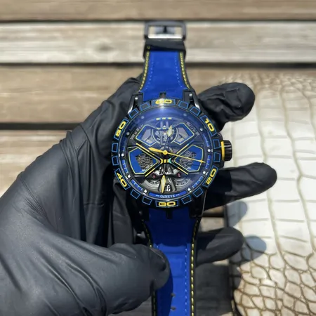 ロジェ・デュブイ 腕時計