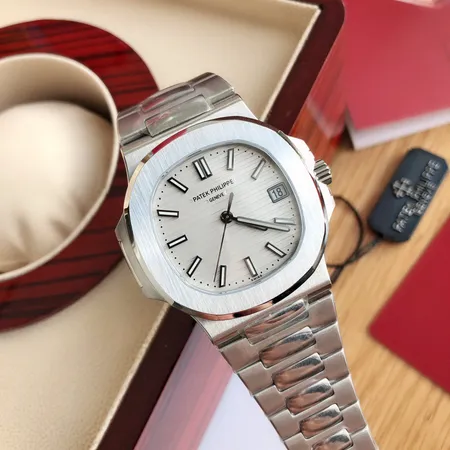 アルマーニ 腕時計