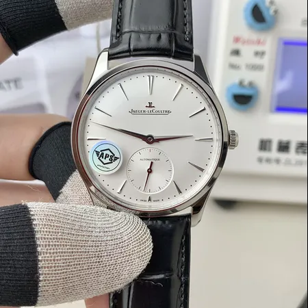 ジェー・ルクルト 腕時計