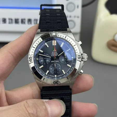 ブライトリング 腕時計