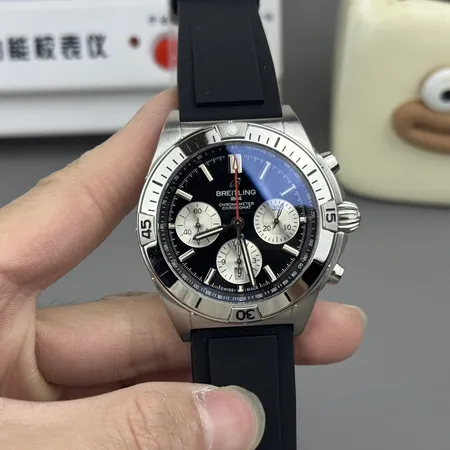 ブライトリング 腕時計