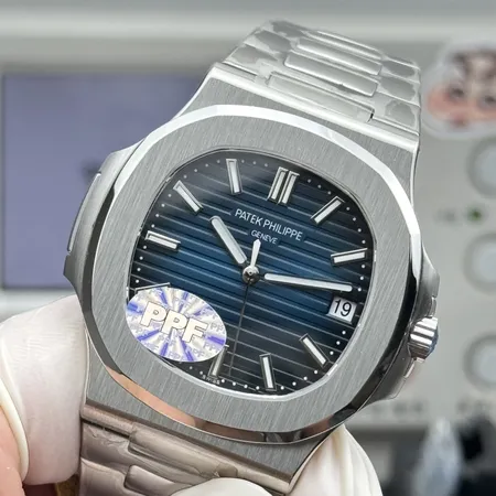 スワロフスキー 腕時計