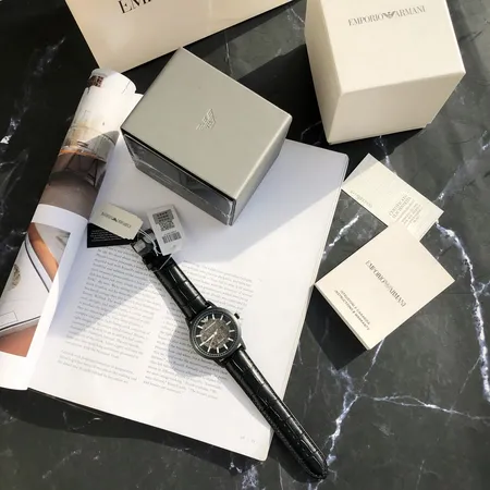 アルマーニ 腕時計