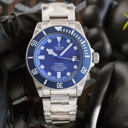 チューダー 腕時計