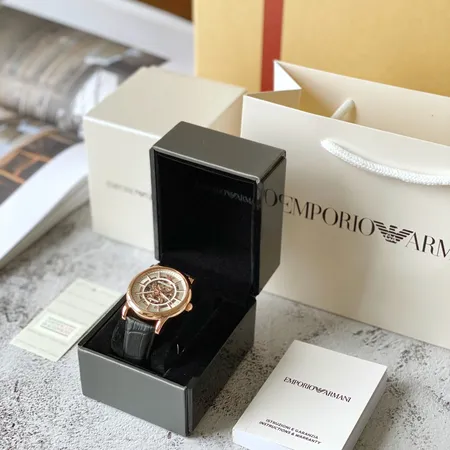 アルマーニ 腕時計