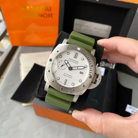 オフィチーネ パネライ 腕時計