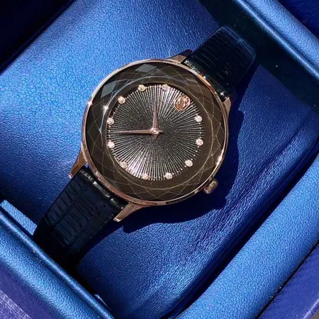 スワロフスキー 腕時計