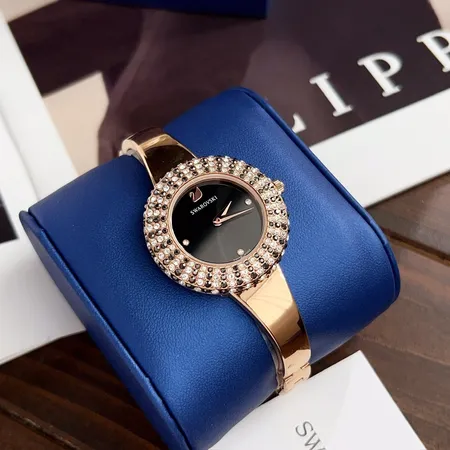 スワロフスキー 腕時計