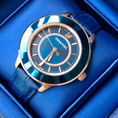 スワロフスキー 腕時計