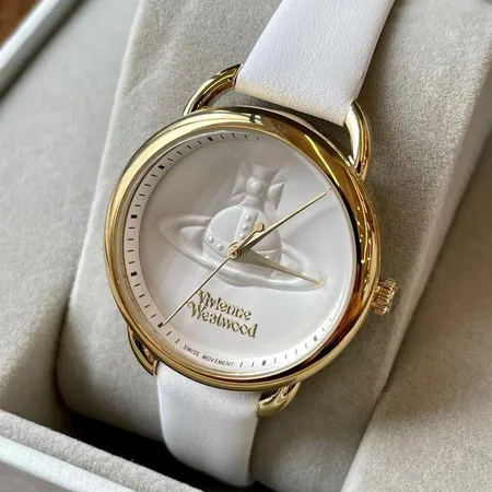 ヴィヴィアン・ウエストウッド 腕時計