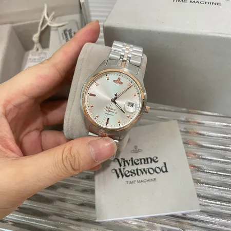 ヴィヴィアン・ウエストウッド 腕時計