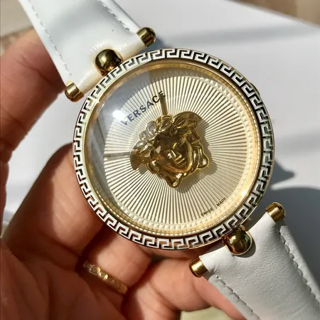 ヴェルサーチ 腕時計