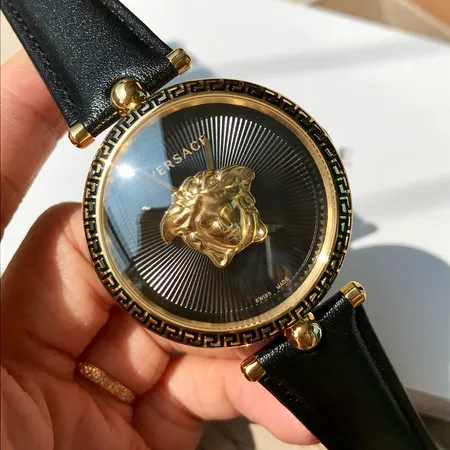 ヴェルサーチ 腕時計