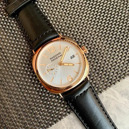 オフィチーネ パネライ 腕時計