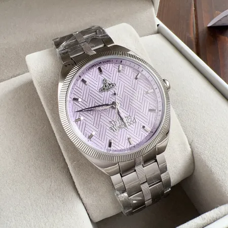 ヴィヴィアン・ウエストウッド 腕時計