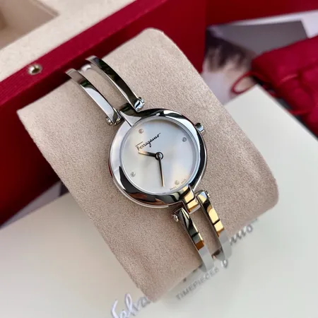 フェラガモ 腕時計