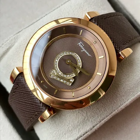 フェラガモ 腕時計