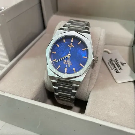 ヴィヴィアン・ウエストウッド 腕時計