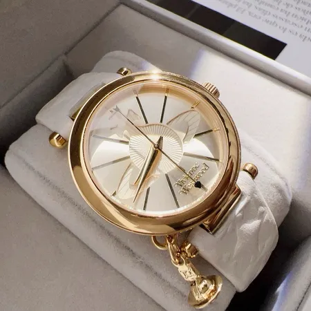 ヴィヴィアン・ウエストウッド 腕時計