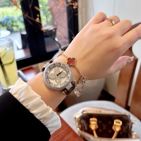 ルイヴィトン 腕時計