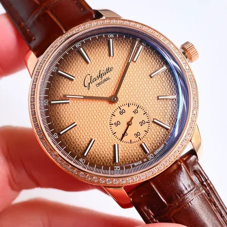 グラスヒュッテ・オリジナル 腕時計