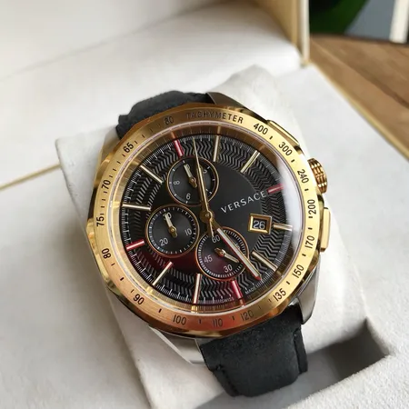 ヴェルサーチ 腕時計