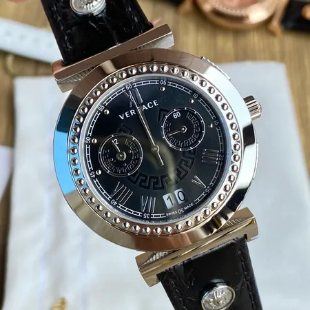 ヴェルサーチ 腕時計