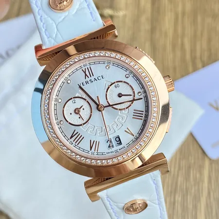 ヴェルサーチ 腕時計