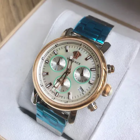 ヴェルサーチ 腕時計