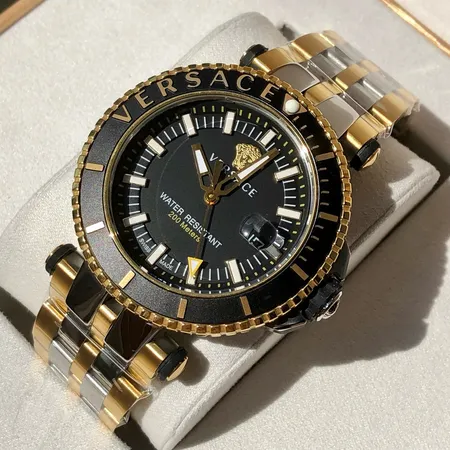 ヴェルサーチ 腕時計