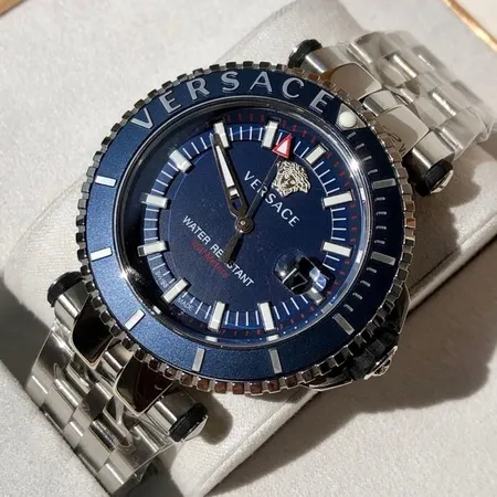 ヴェルサーチ 腕時計