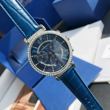 スワロフスキー 腕時計