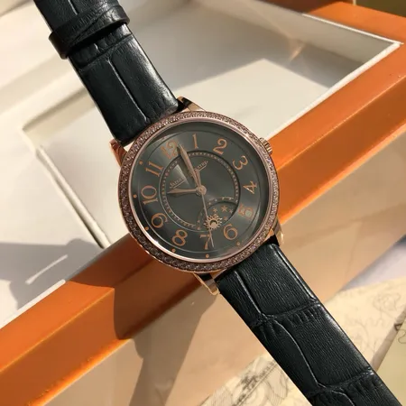 ジェー・ルクルト 腕時計