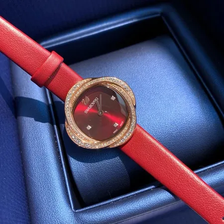 スワロフスキー 腕時計