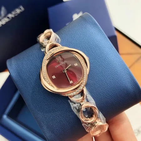 スワロフスキー 腕時計