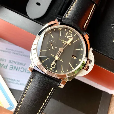 オフィチーネ パネライ 腕時計