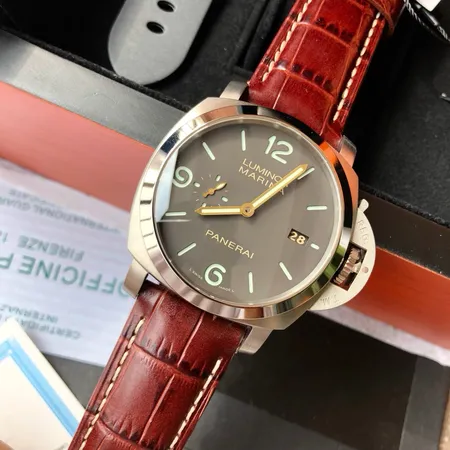 オフィチーネ パネライ 腕時計