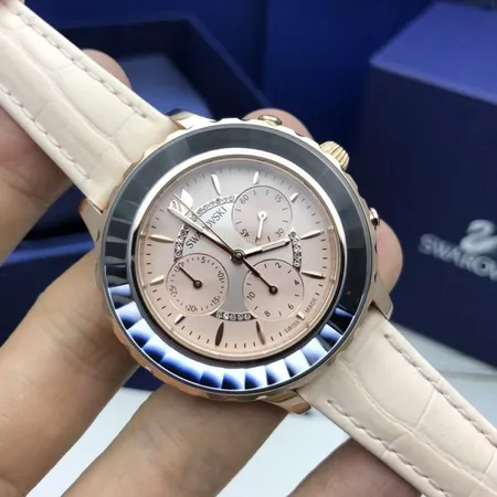 スワロフスキー 腕時計